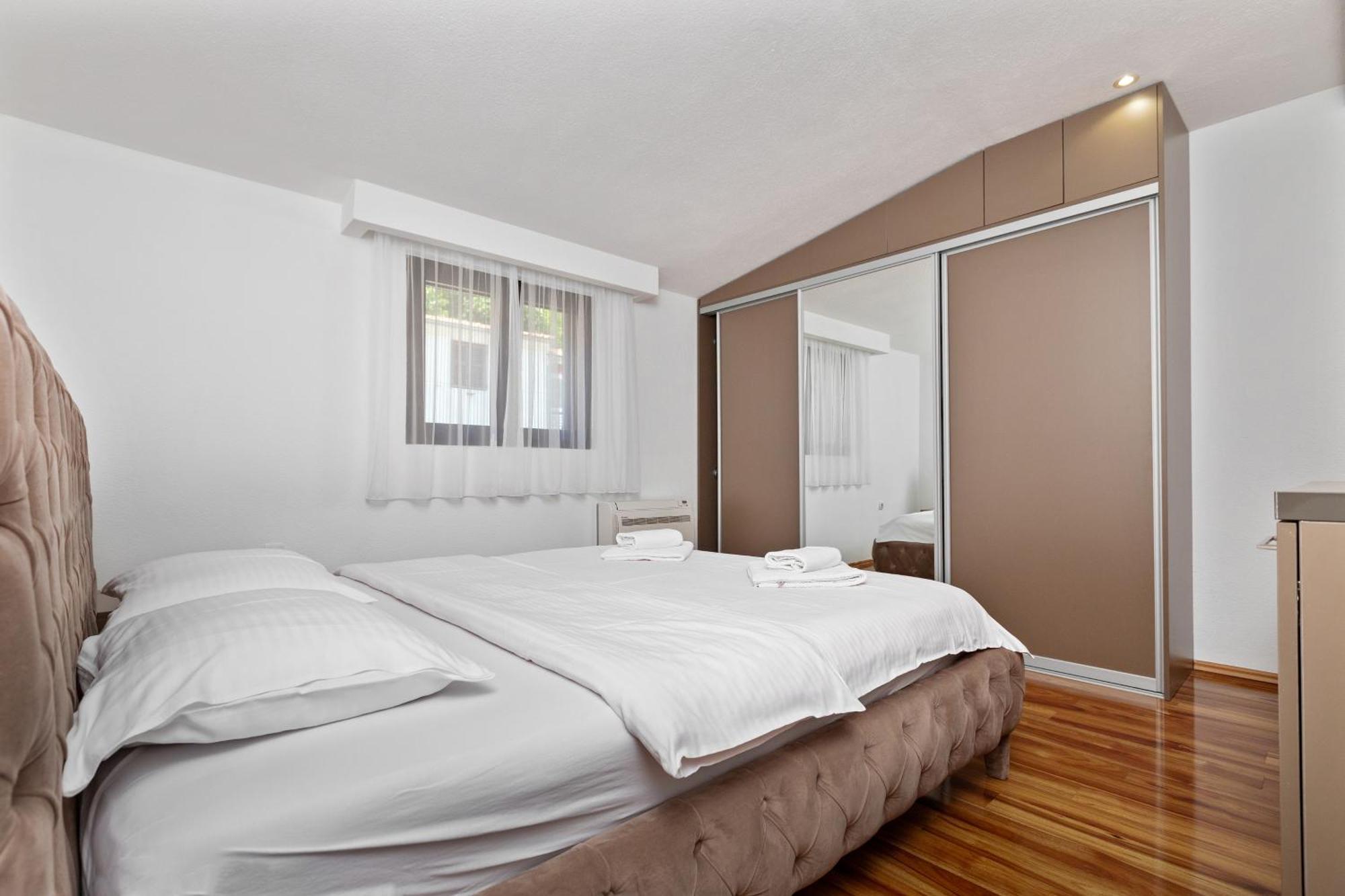 Apartments Doncic Kotor Exteriör bild