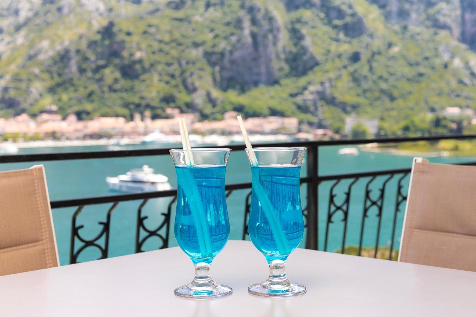 Apartments Doncic Kotor Exteriör bild